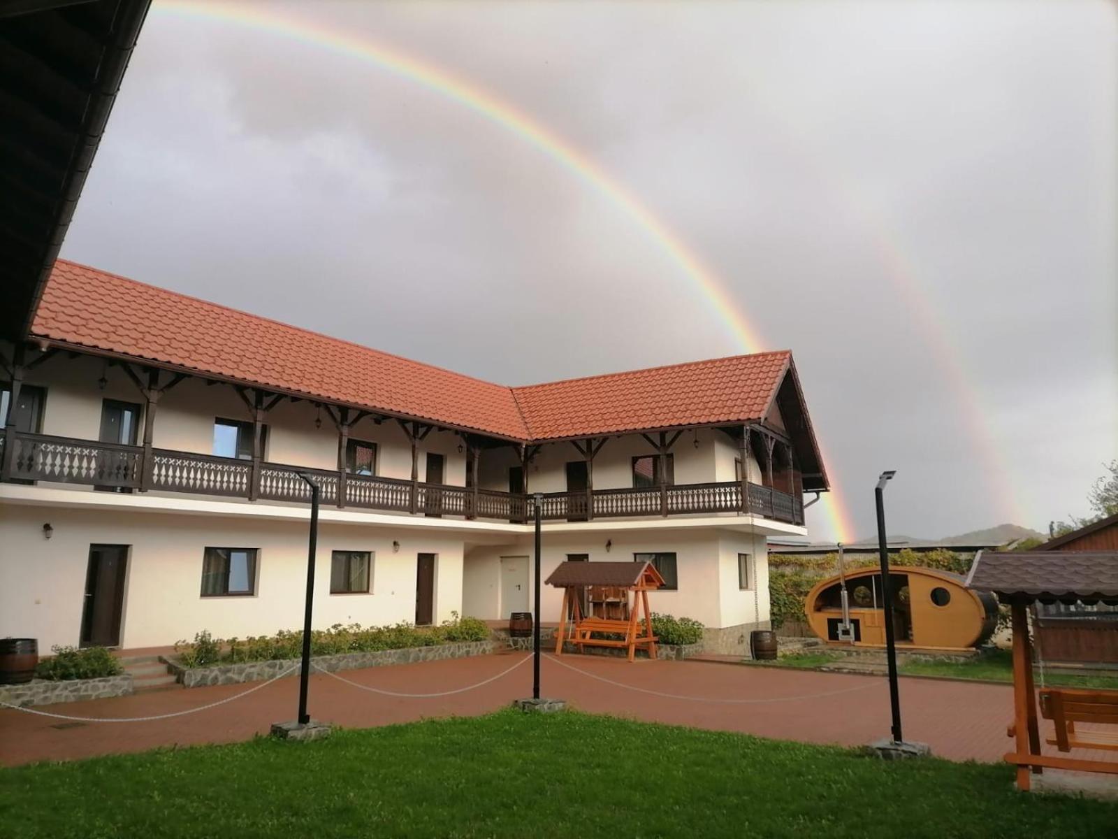 Pensiunea Alex Marga Exterior photo